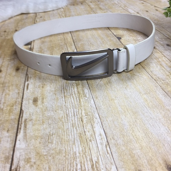 nike swoosh belt